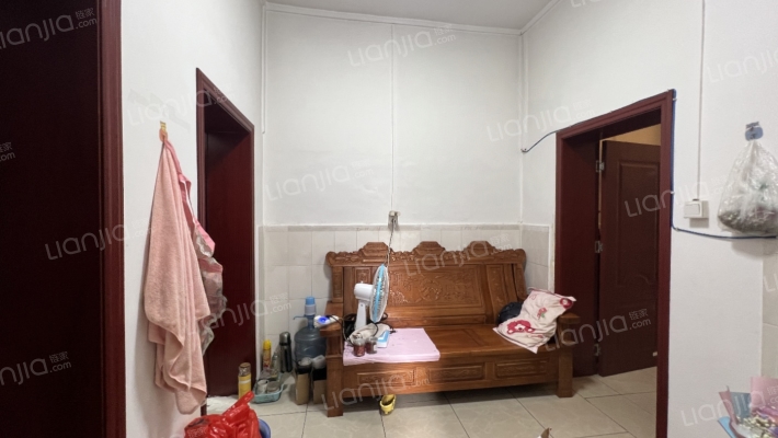 统建一巷二手房实景图