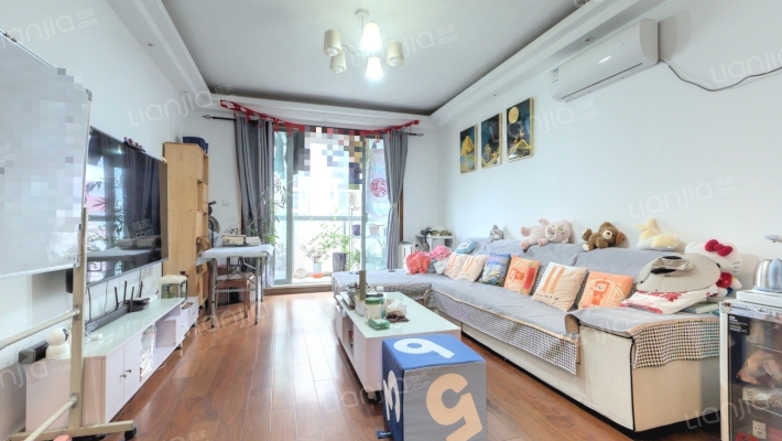 金地格林世界(卢尔公寓)二手房实景图