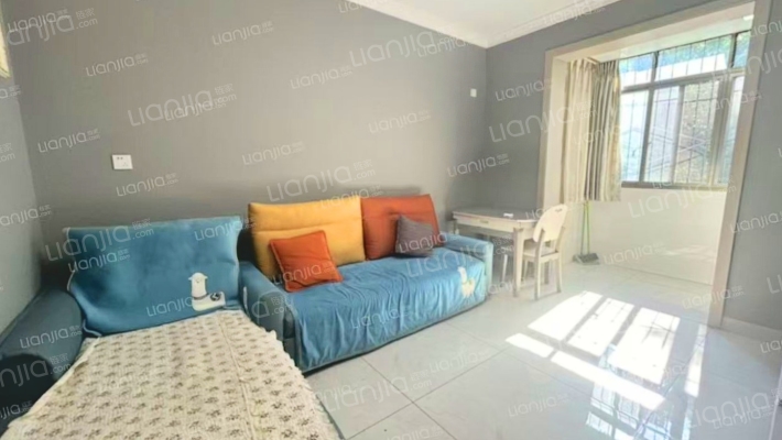 新亚街53号二手房实景图