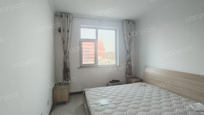 水榭春天 2室1厅 南 北-卧室A