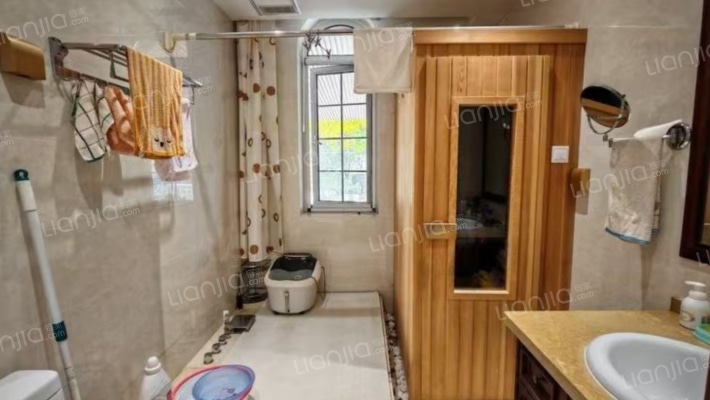 精装修 大院子 柏林顿水郡 独栋别墅 高品质的选择-卫生间B