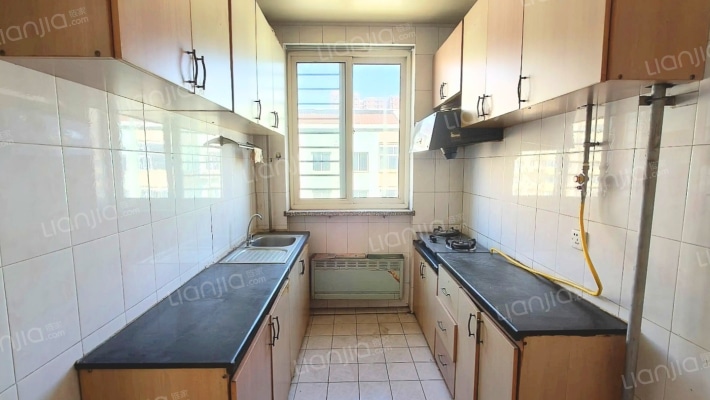 范阳路 物探二号院高层采光好 带阁楼-厨房