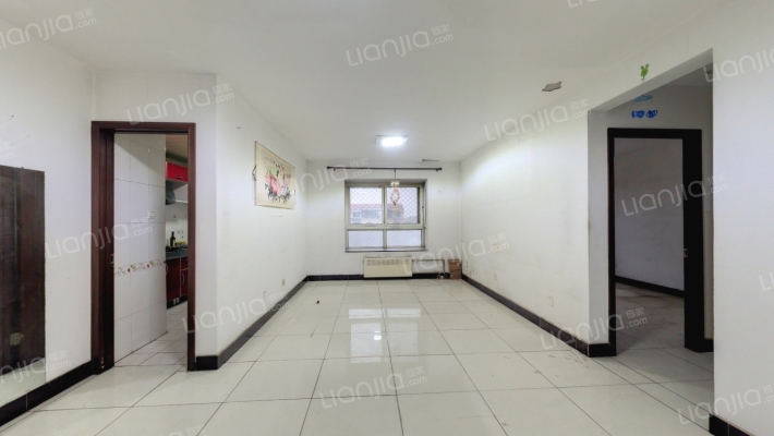 郁花园三里二手房实景图