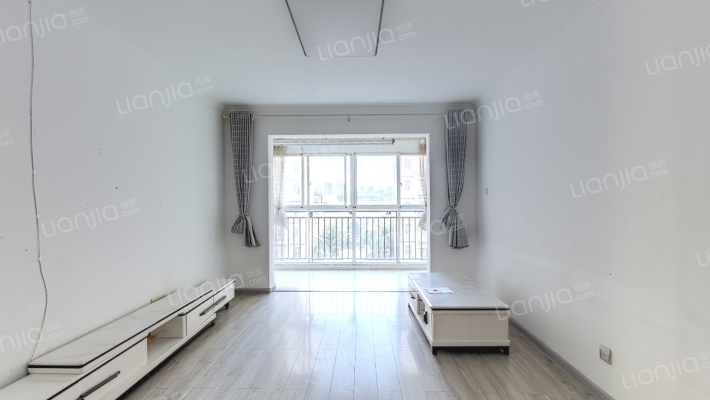 蓝苑静园二手房实景图