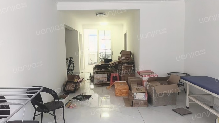 兴泰东郡二期二手房实景图