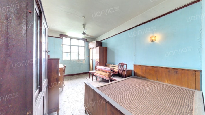 东体育会路309弄二手房实景图