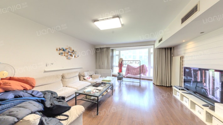 康斯丹郡二手房实景图