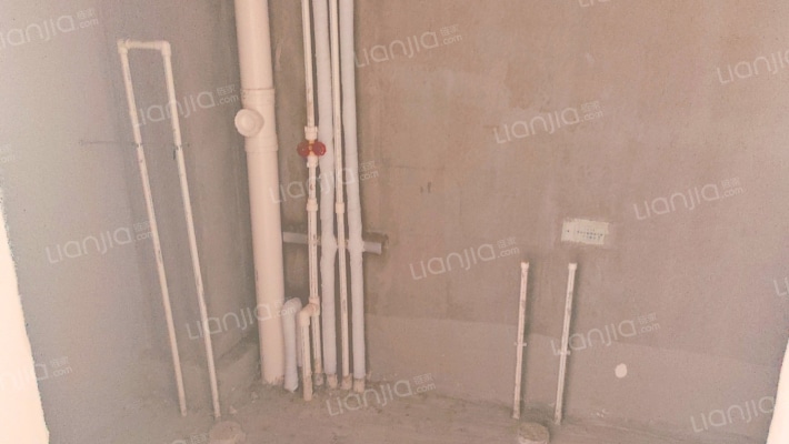 毛坯叠拼别墅 四居三卫 南北通透采光好-卫生间C