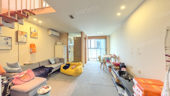 世纪花园B区二手房实景图