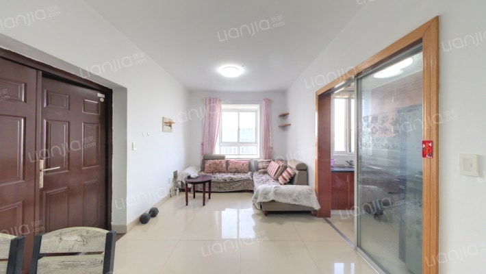 锦和苑西区二手房实景图