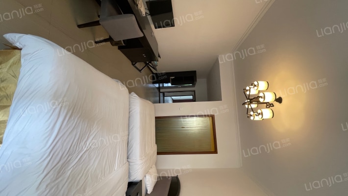 鹤鸣青云墅二手房实景图