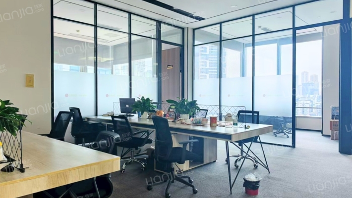 国金中心二手房实景图