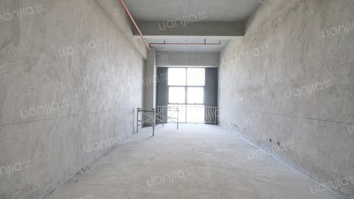 宁泰新港湾二手房实景图