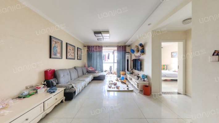 荣民宫园中央二手房实景图