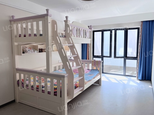 合租·中海半山雲境 3居室 南卧