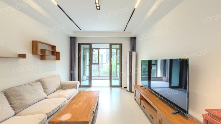 玖龙府二手房实景图