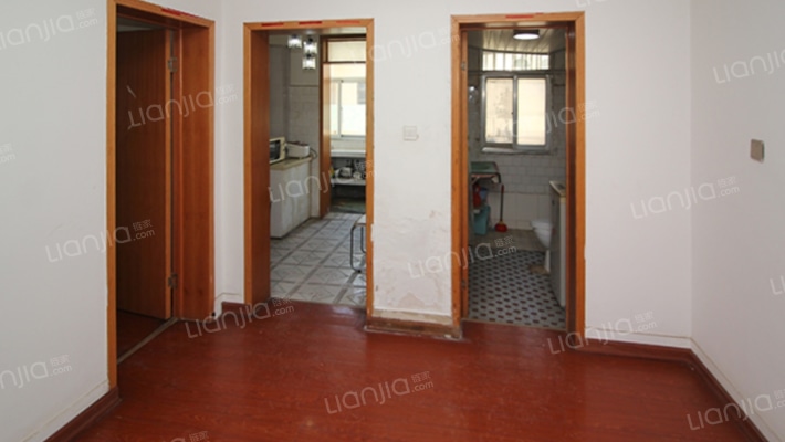 老体育场机关修理厂宿舍二手房实景图