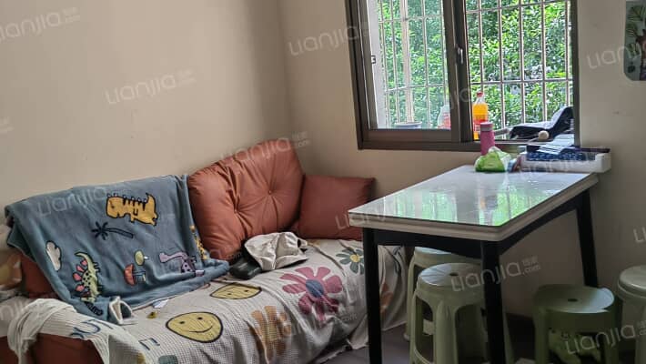 翠园村二手房实景图