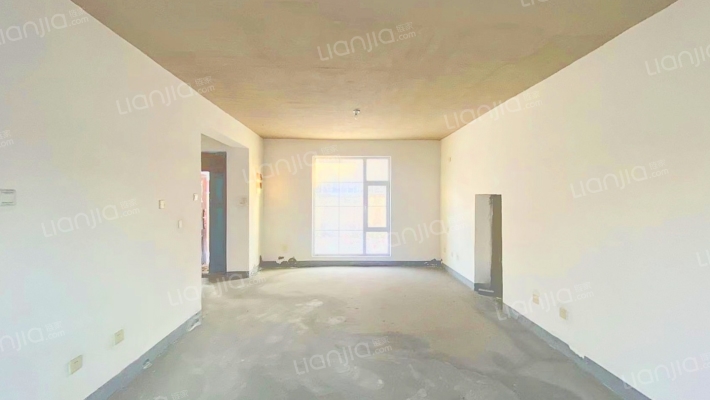 田纳溪湖二手房实景图