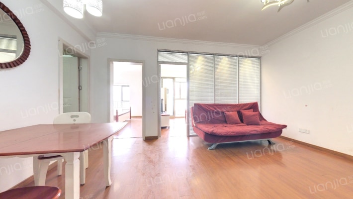 自由水岸花园二手房实景图