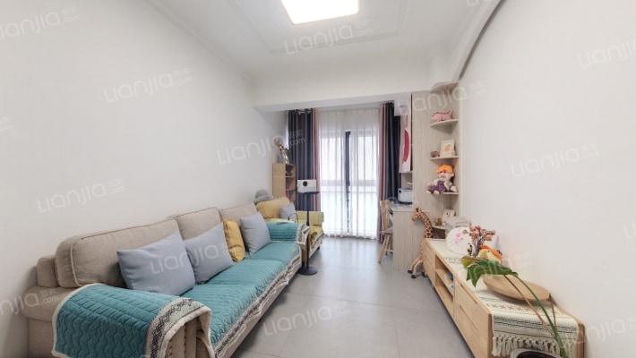 领都二手房实景图