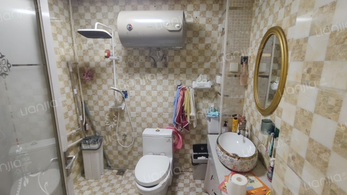 南北通透2居室，板楼中高层，集中供暖，二康南侧，-卫生间