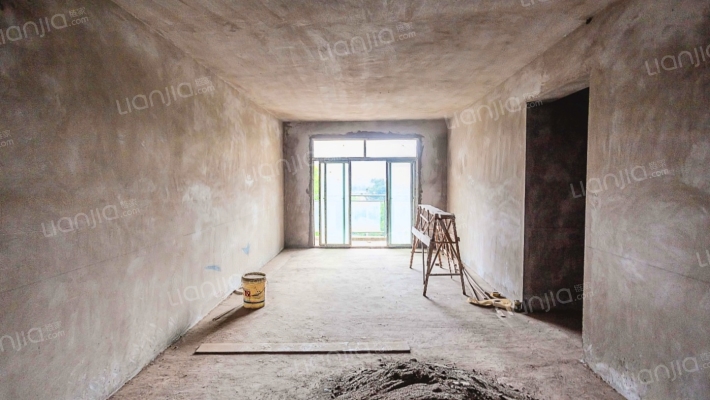 大地春风源二手房实景图