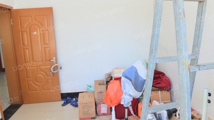 独栋别墅 带装修，看房方便，北二环-卧室D