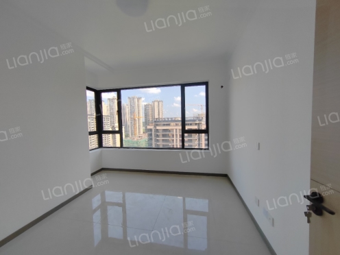 整租·万汇中心三期 3室1厅 东