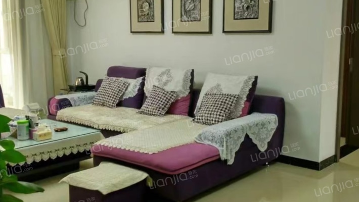 70年大产权，有房本，南北通透两居，明厨明卫，精装修-客厅