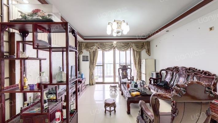 南港名轩二手房实景图