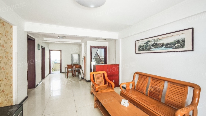 郡望花园南区二手房实景图