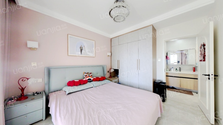 精装婚房 房本满二  好楼层采光好-卧室A