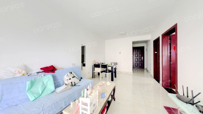 简装两居， 采光和视野都没问题  。-客厅