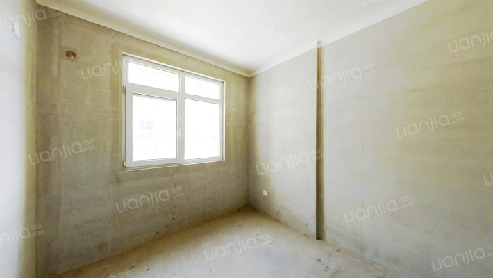 洋房南北三居，毛坯随意装修，诚意出售-卧室B