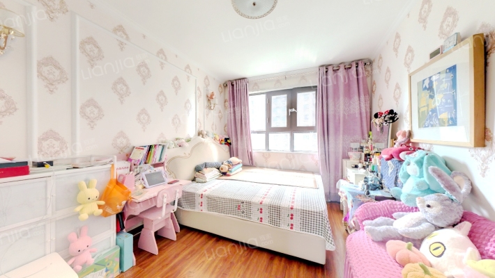 南北向3居 户型方正 全天采光，自住装修-卧室C