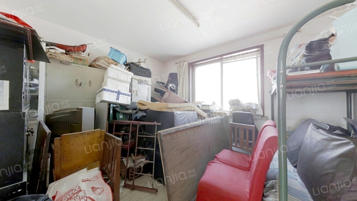 满五唯一，南北向户型，双南卧南客厅采光好，低楼层。-卧室C