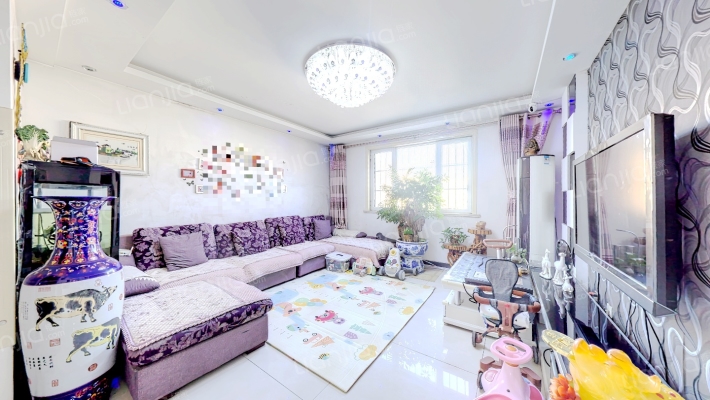 楼层好 采光充足 配套设施齐全 交通便利-客厅