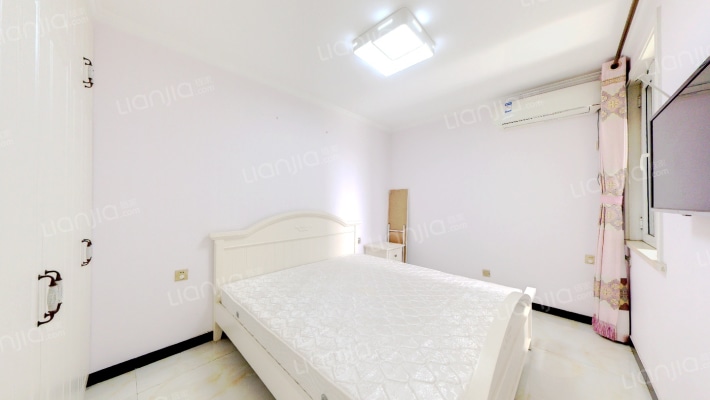 全阳两居室，视野宽阔，配套齐全，精装拎包入住-卧室A