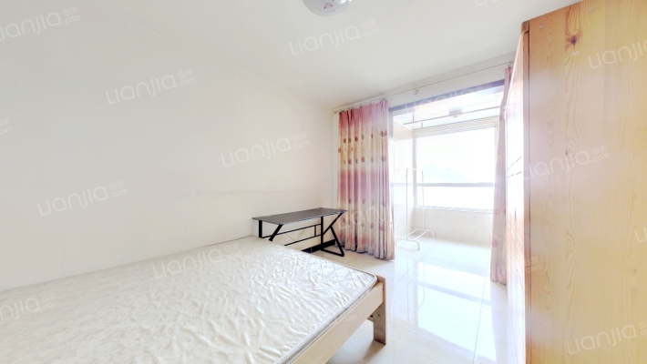 带装修拎包入住，户型方正，房本满五，配套齐全。-卧室B