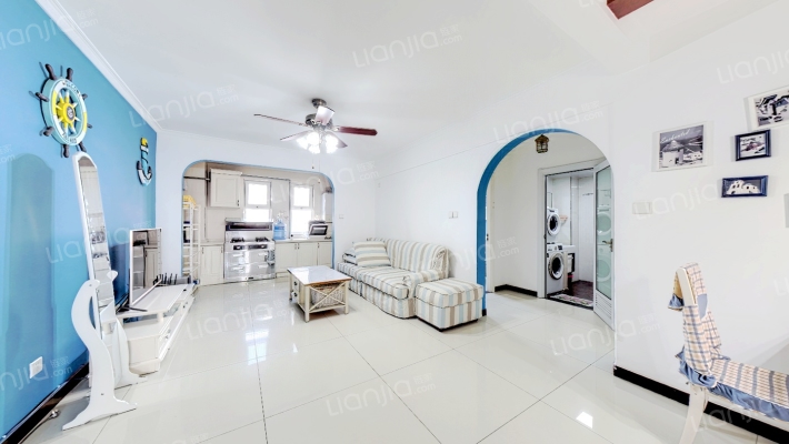 房本满五唯一，南北通透格局 通风性好 楼层好带装修-客厅