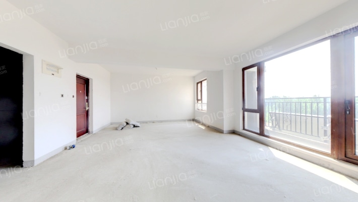 涿州东站高铁新干线花园洋房无抵押业主诚心卖有钥匙-客厅