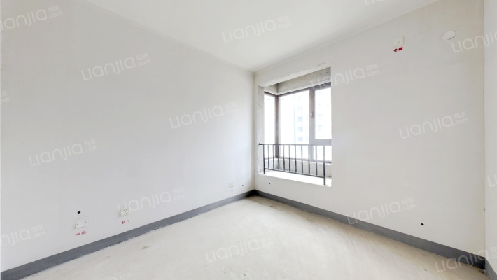 天伦湾嘉园，全南两居室，中高楼层，采光好-卧室B