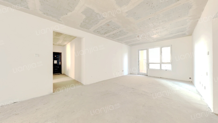 新社区小区环境好，园林式绿化，人车分流，配套齐全。-客厅