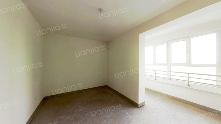 水岸花城，好房源，环境好，交通便利。-卧室B