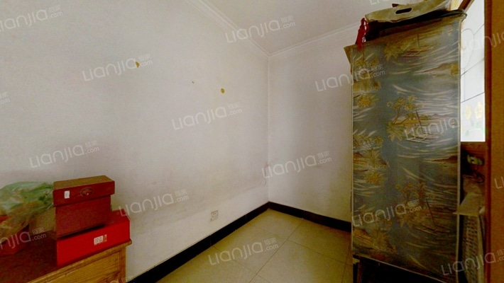 房子好户型，中上楼层，无遮挡，-卧室B