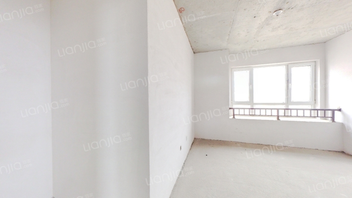 此房是涿州市一线的品质楼盘，花园式社区-卧室A