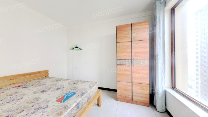 25年7月满二  精装修 中高楼层 全天采光无遮..-卧室C