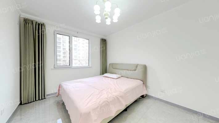 幸福嘉园，满五随时可以过户，精装，采光充足，看房方-卧室A