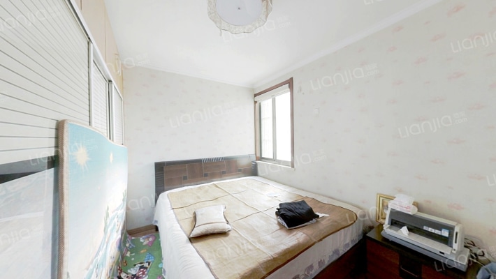 范阳路一梯两户洋房大跃层精装修带车库和地下室税费低-卧室B